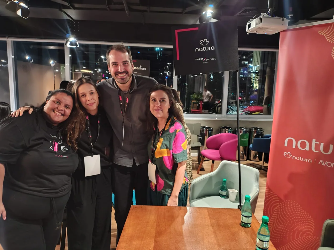 Registro com representantes da Natura no Talent Summit 2026